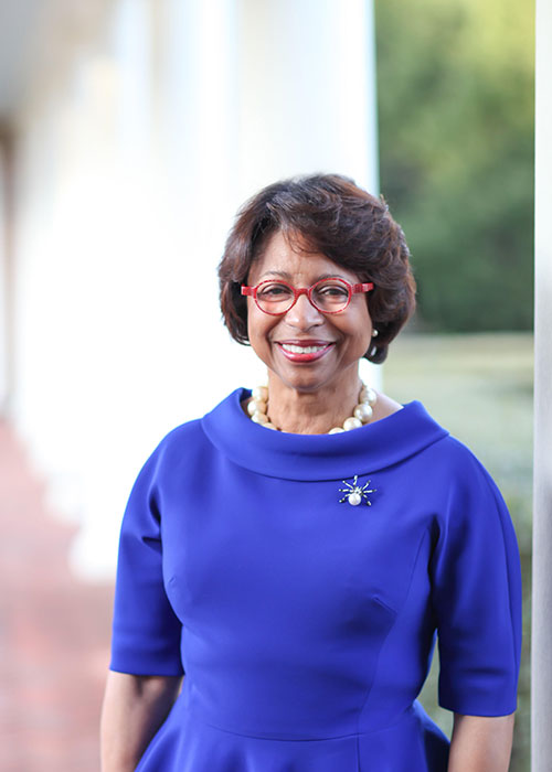 Betty Neal Crutcher, Presidential Spouse at the University of Richmond and Cross-Cultural Mentoring Consultant, has led in pioneering roles for more than 35+ years in health care and higher education to connect people for greater understanding of commonalities.