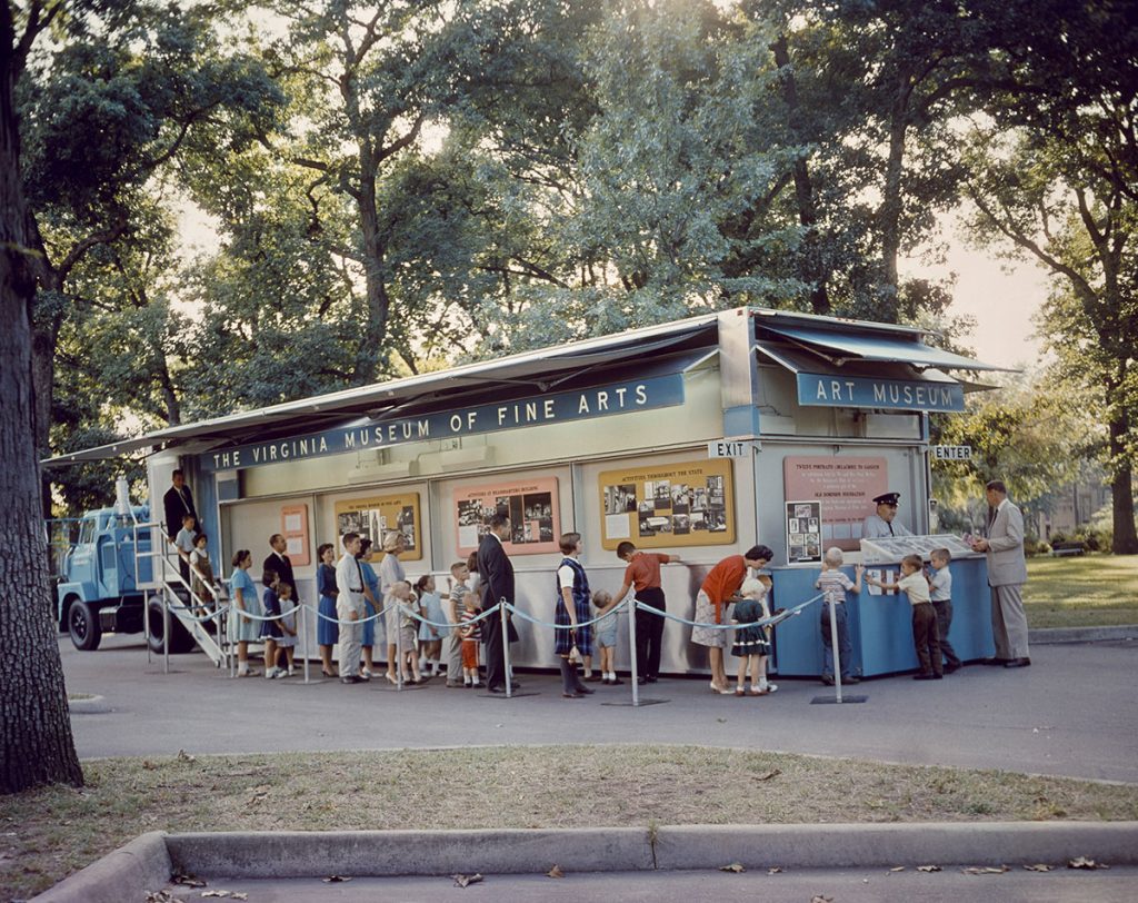 Artmobile in 1962 ©Virginia Museum of Fine Arts