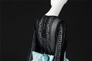 Yves Saint Laurent: Catwalk – Design Museum Shop