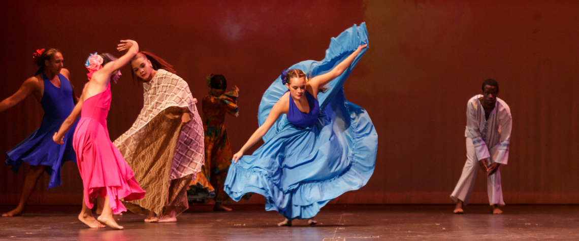 Dancers performing at El Salvador Family Day 2022