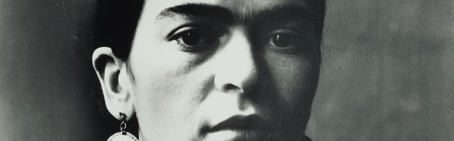 Frida Kahlo (detail), 1931, Imogen Cunningham (American, 1883–1976), gelatin silver print. Private Collection © 2025 Imogen Cunningham Trust, ImogenCunningham.com
