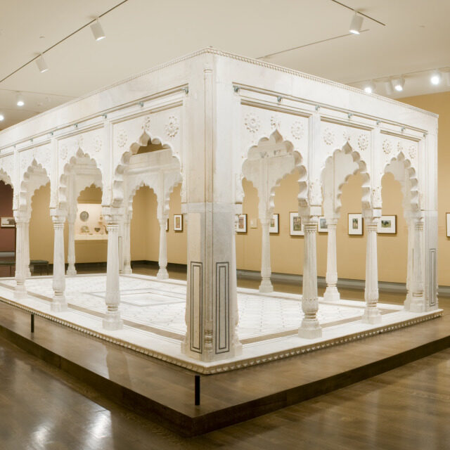 Installation of the Indian Garden Pavilion (Time-Lapse)